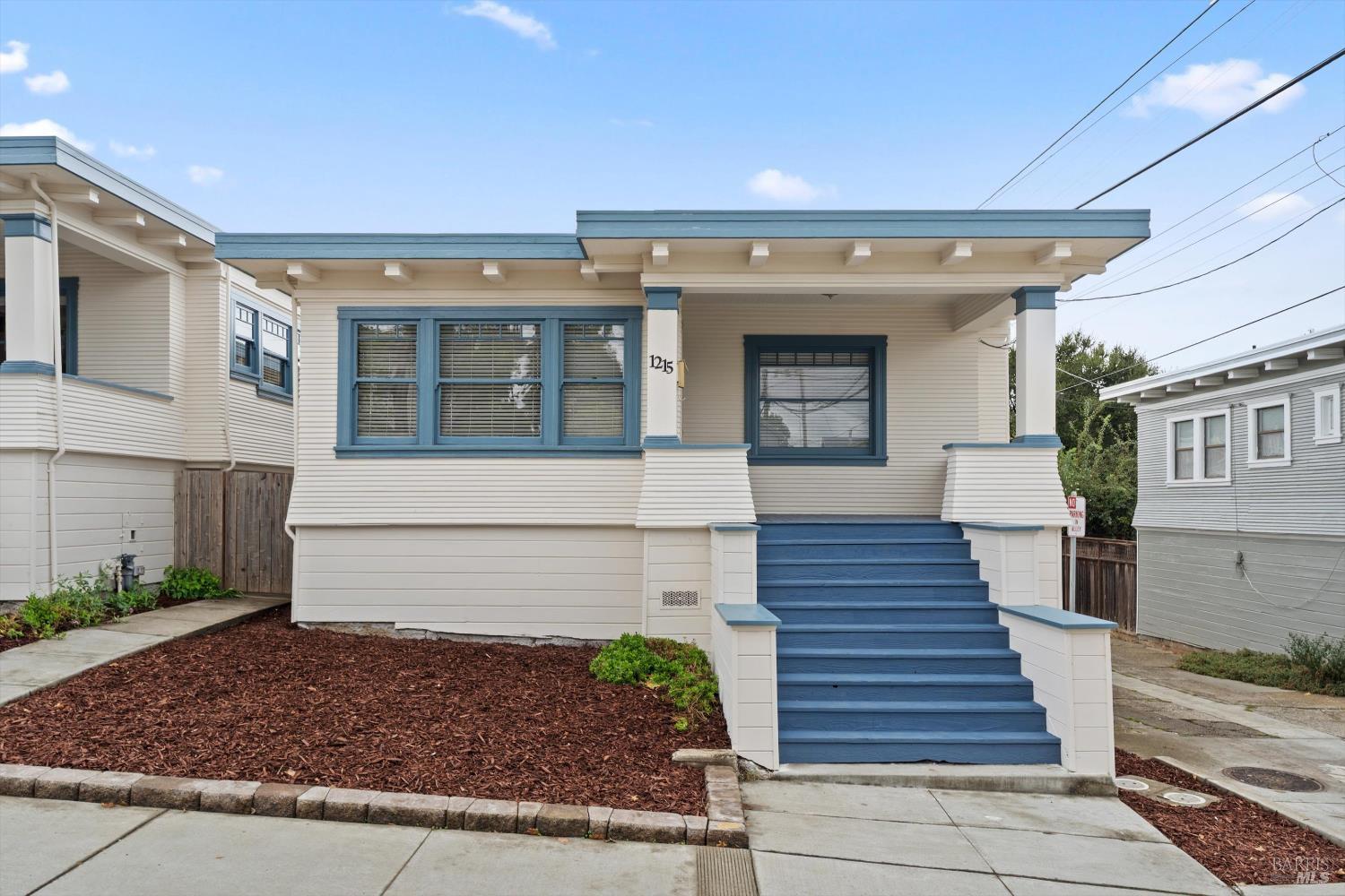 1211 Santa Clara St