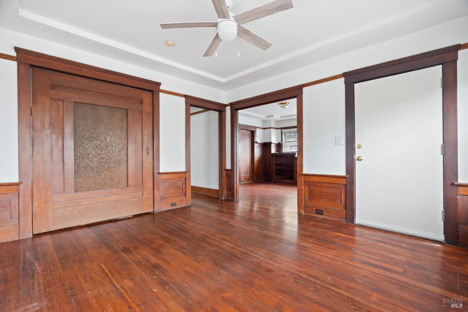 1211 Santa Clara St