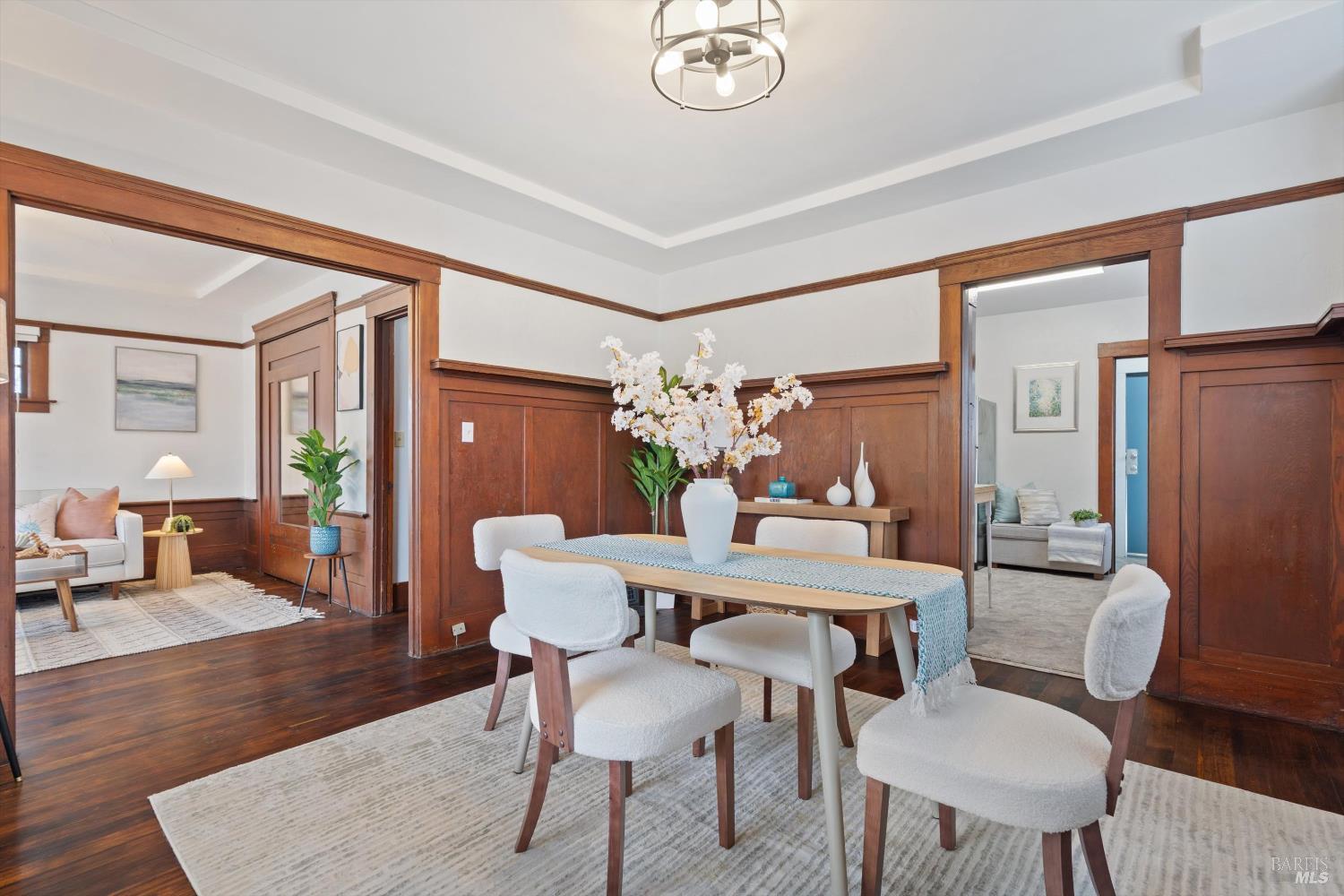1211 Santa Clara St