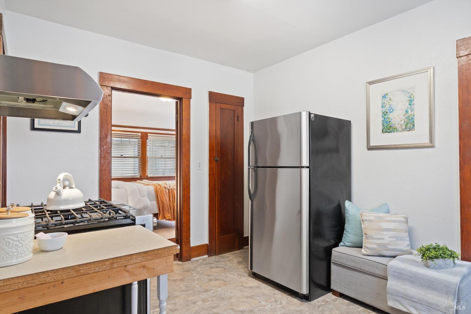 1211 Santa Clara St