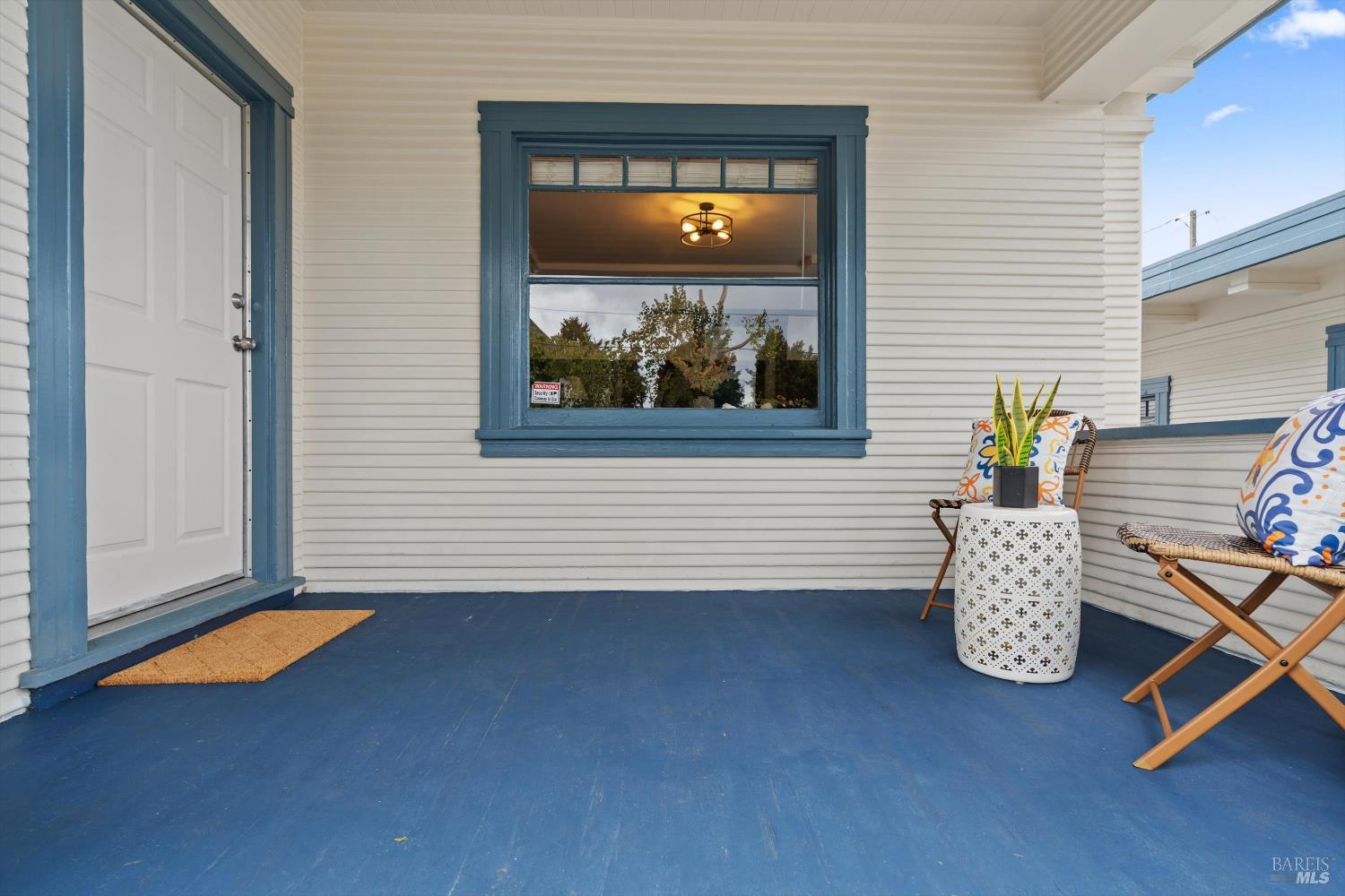1211 Santa Clara St