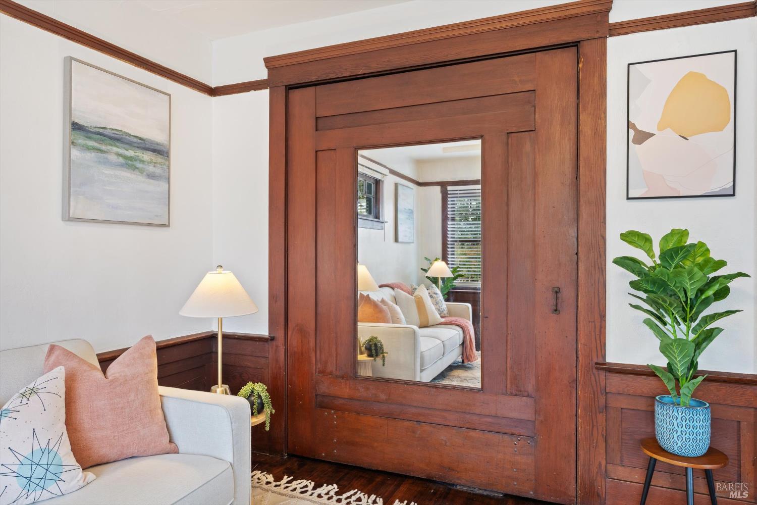 1211 Santa Clara St