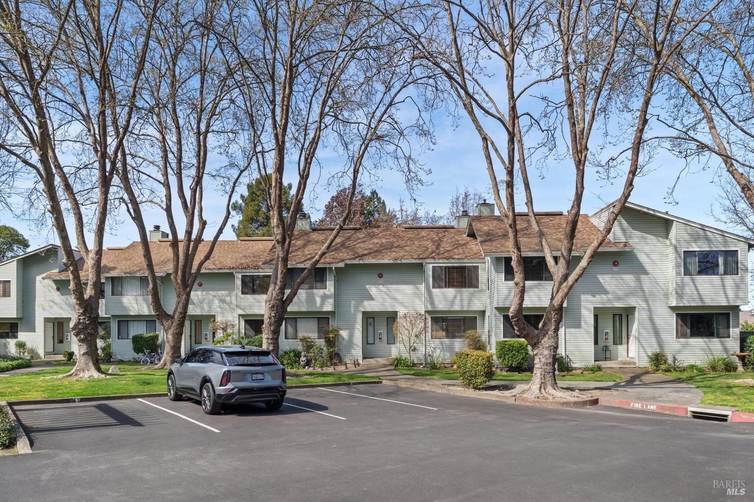 79 William Street Unit: #S