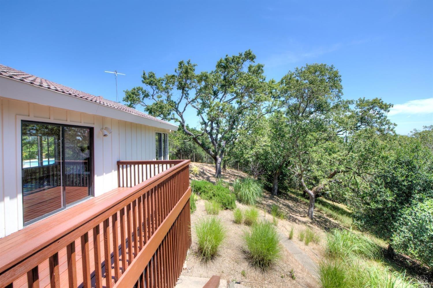 13 Black Oak Lane