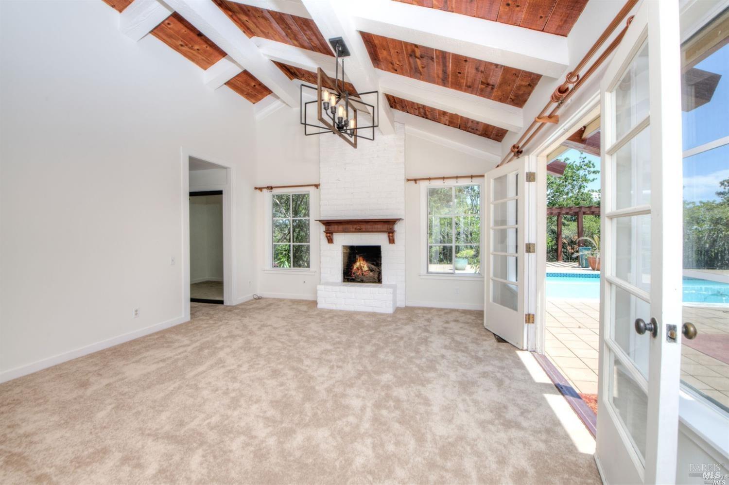 13 Black Oak Lane