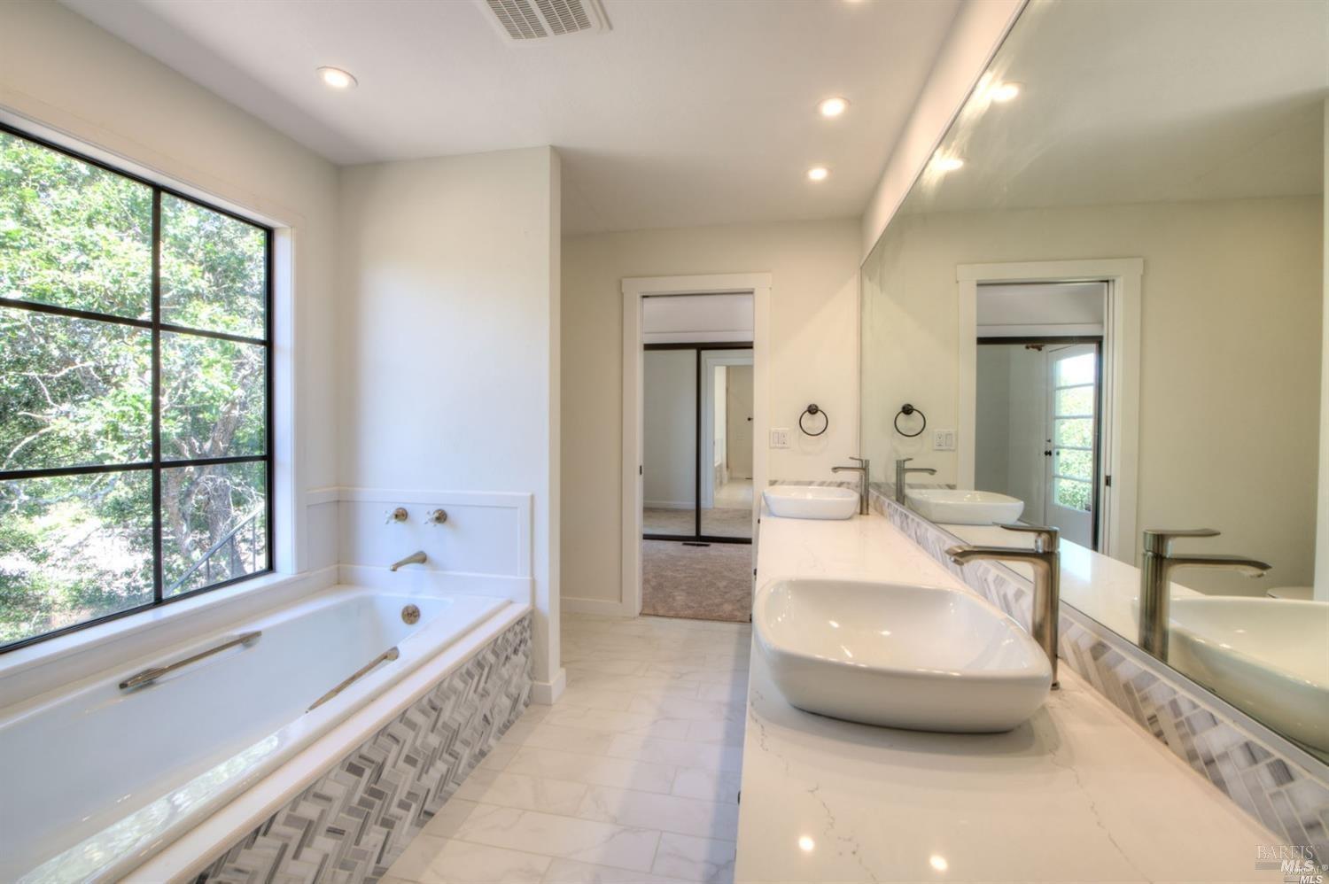 13 Black Oak Lane
