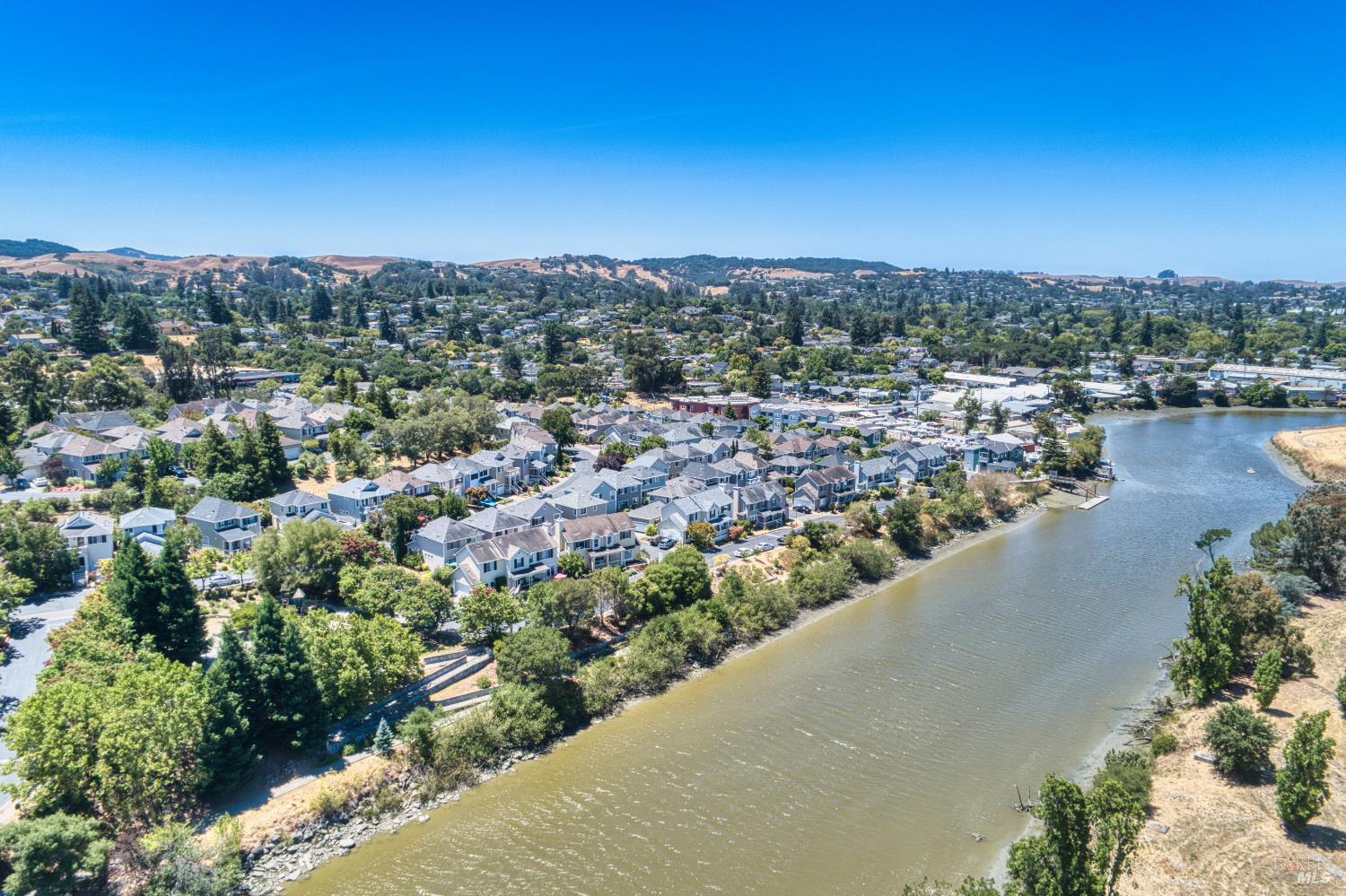 1073 Warren Drive