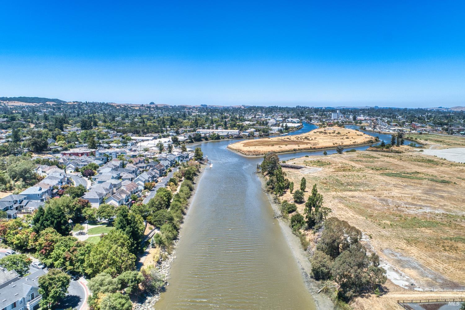 1073 Warren Drive