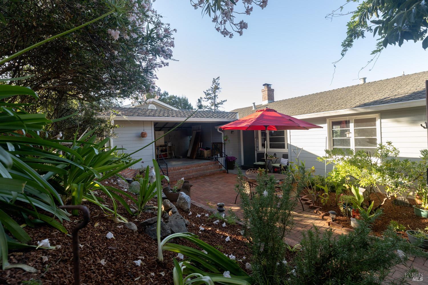 22 Miramar Avenue