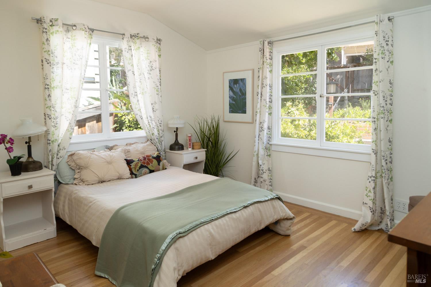 22 Miramar Avenue
