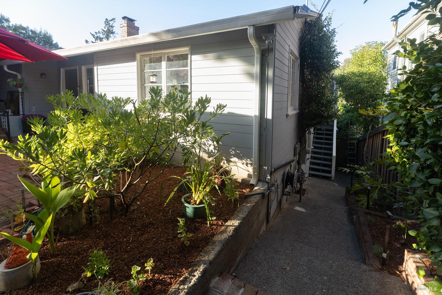 22 Miramar Avenue
