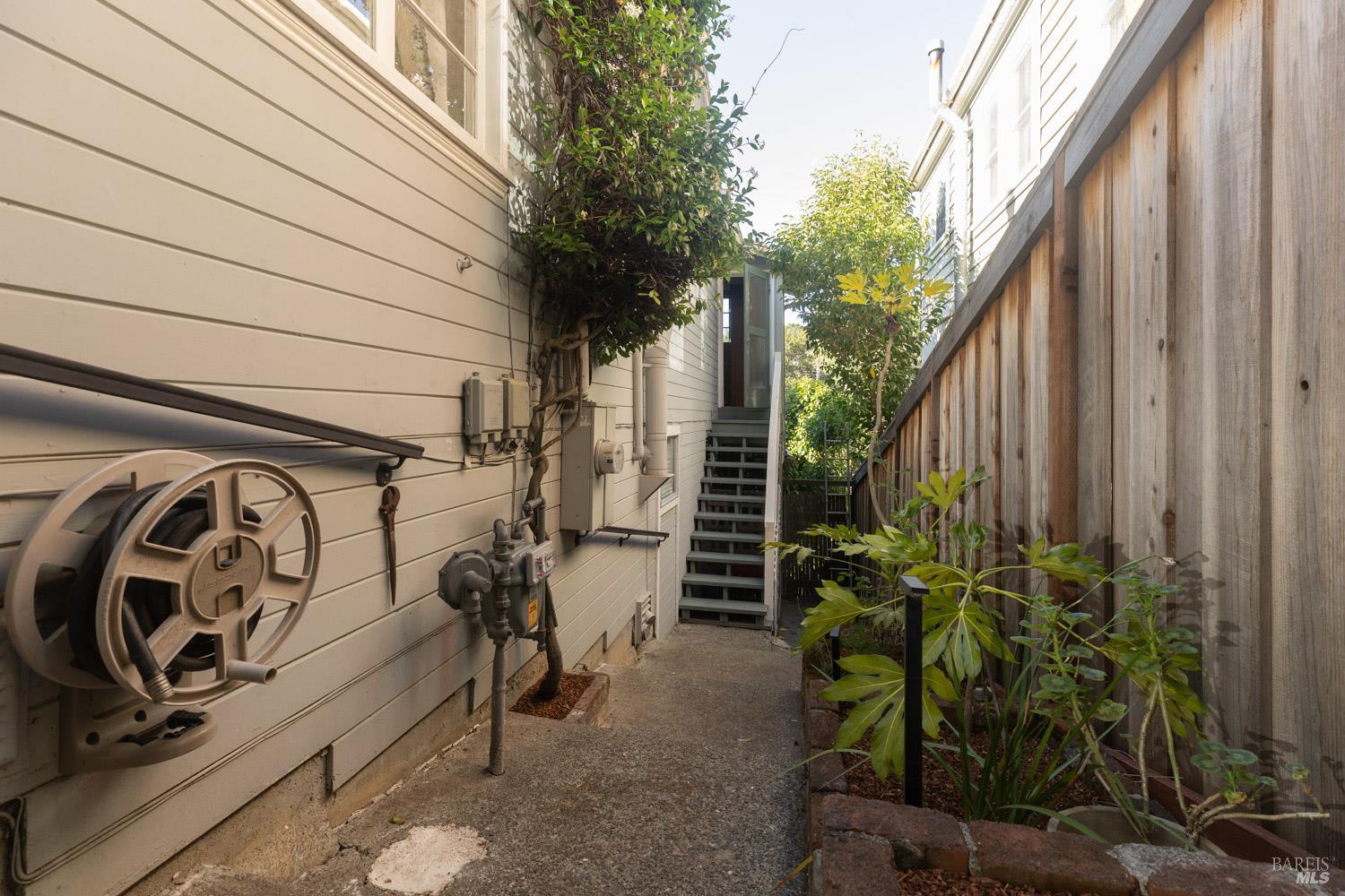 22 Miramar Avenue