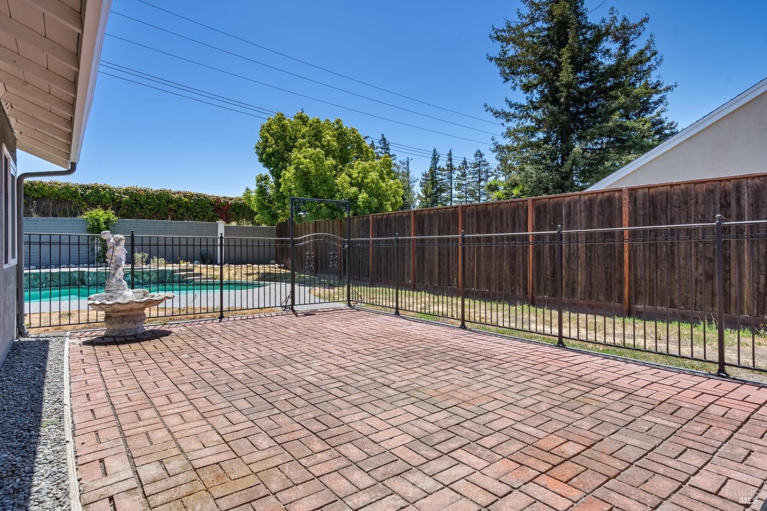 152 Rancho Bonito Circle
