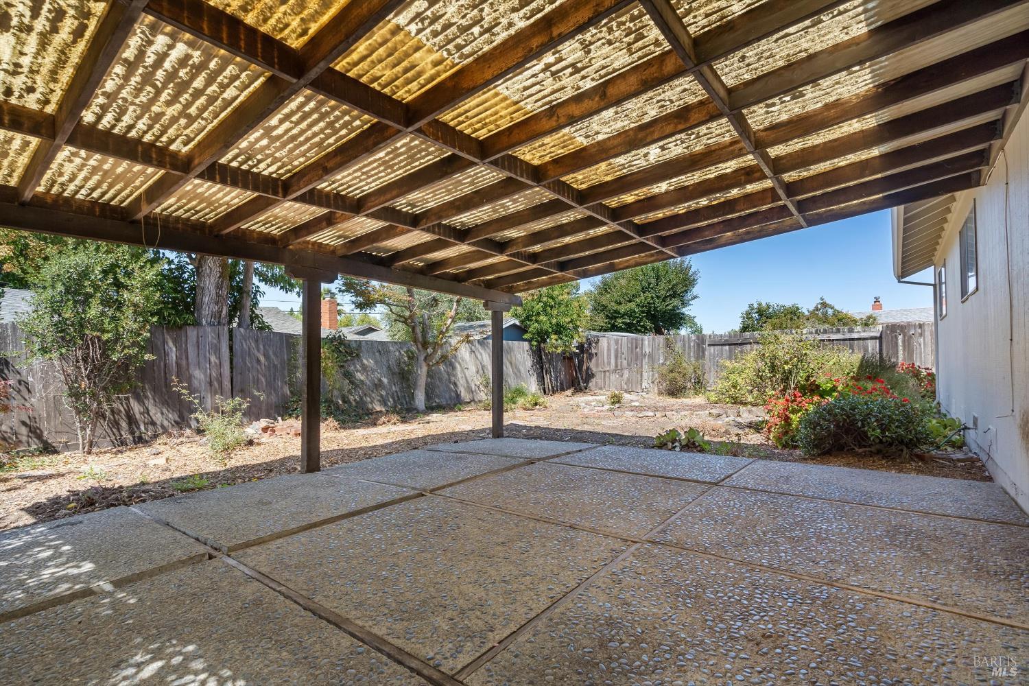 7555 Beverly Drive