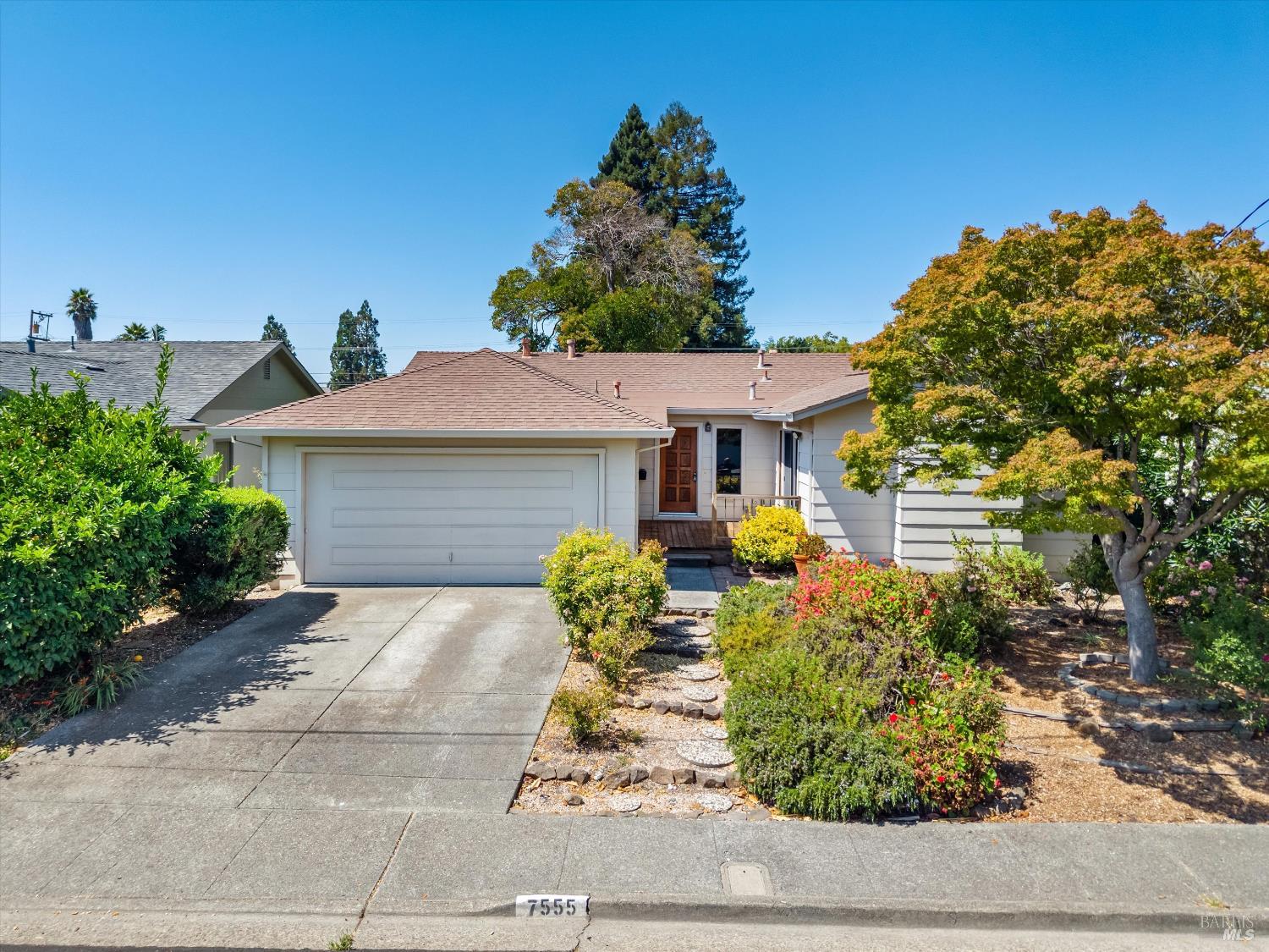7555 Beverly Drive