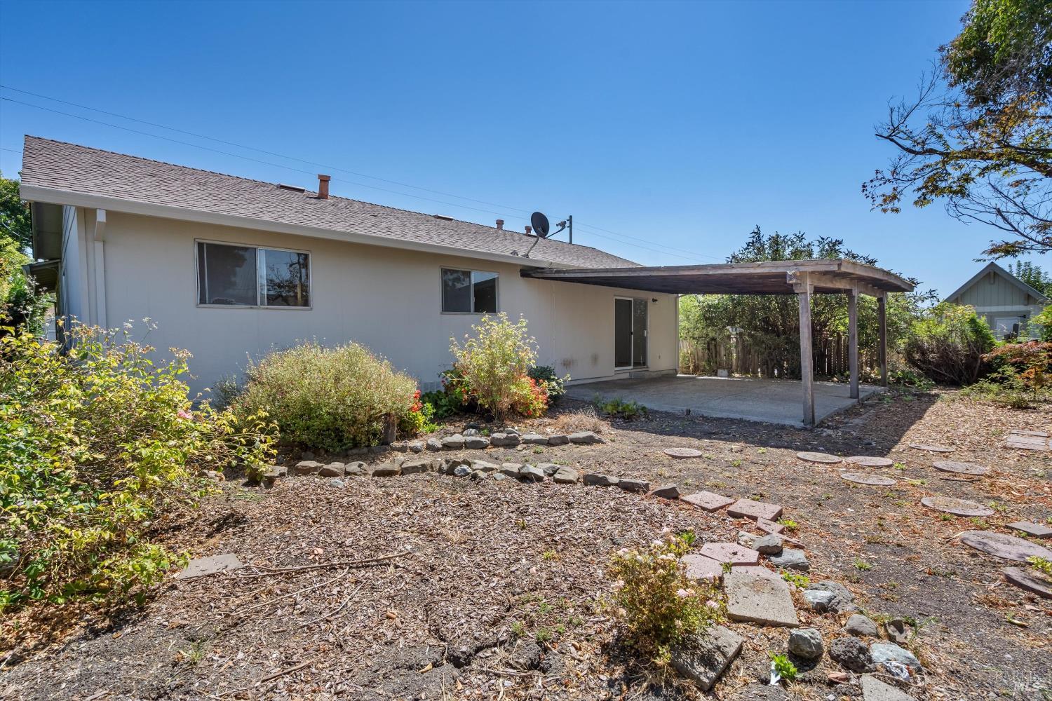 7555 Beverly Drive