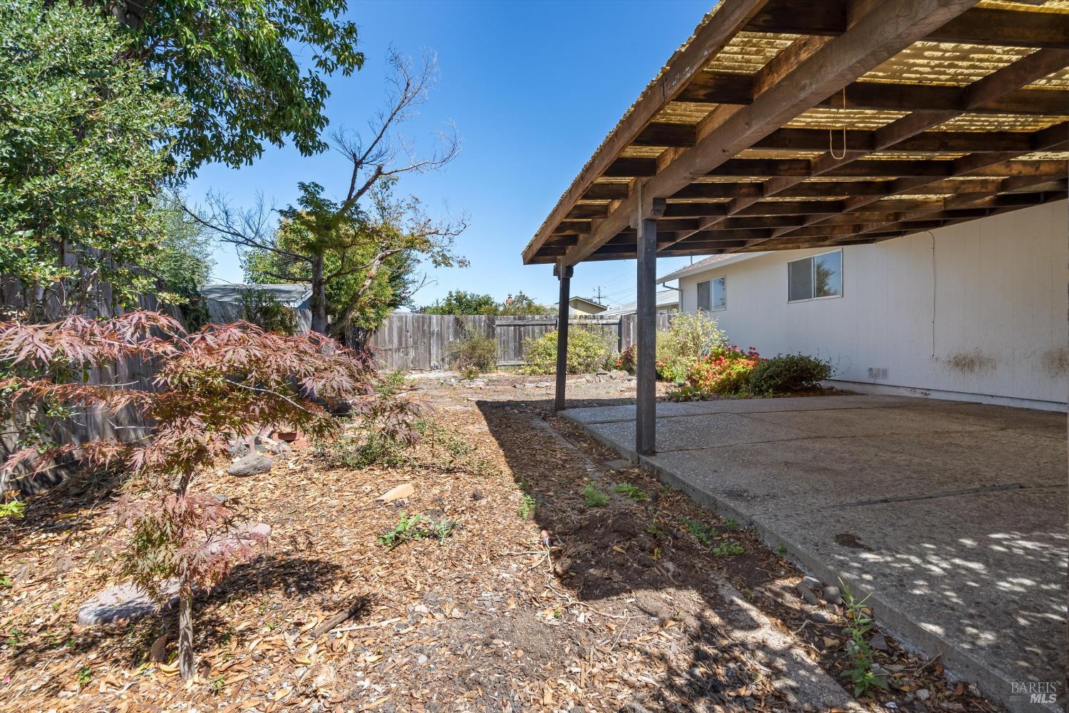 7555 Beverly Drive