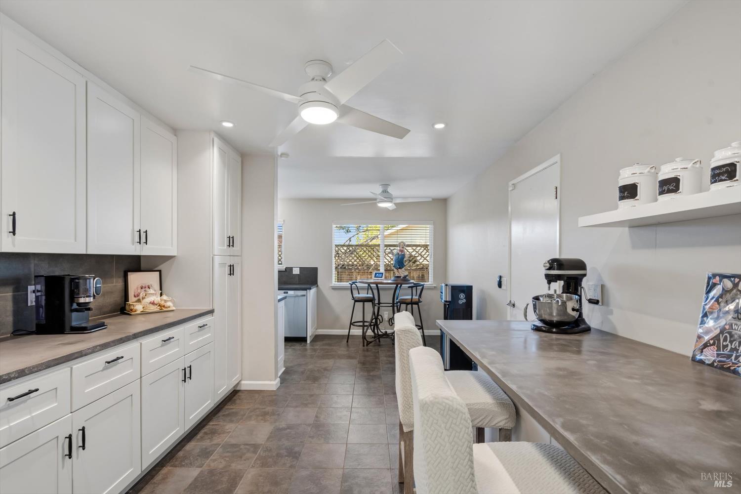 7387 Barbi Lane