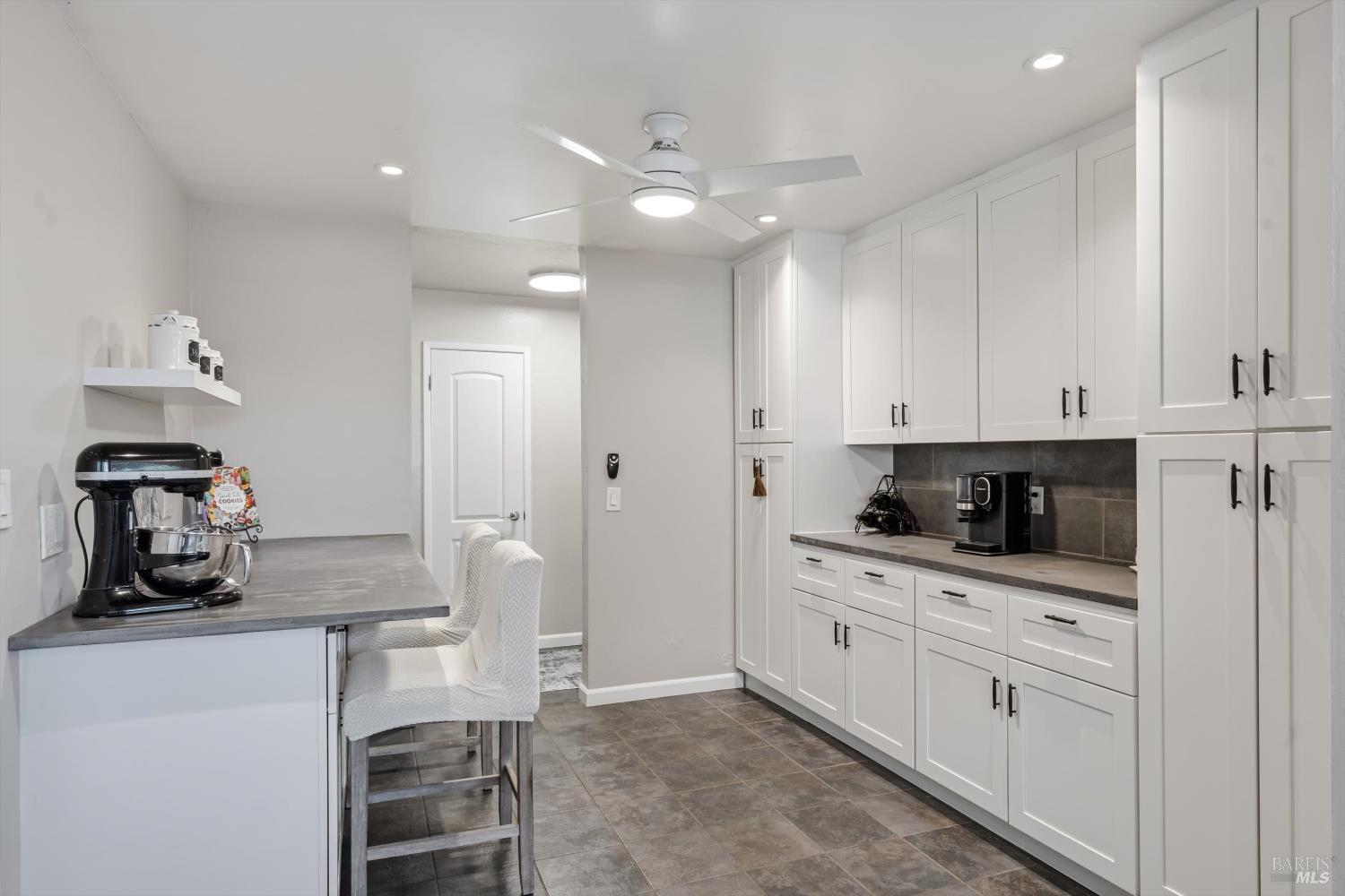 7387 Barbi Lane