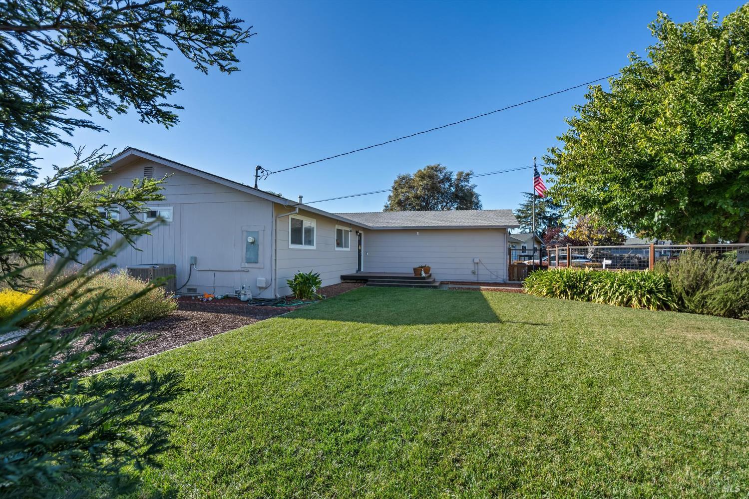 7387 Barbi Lane