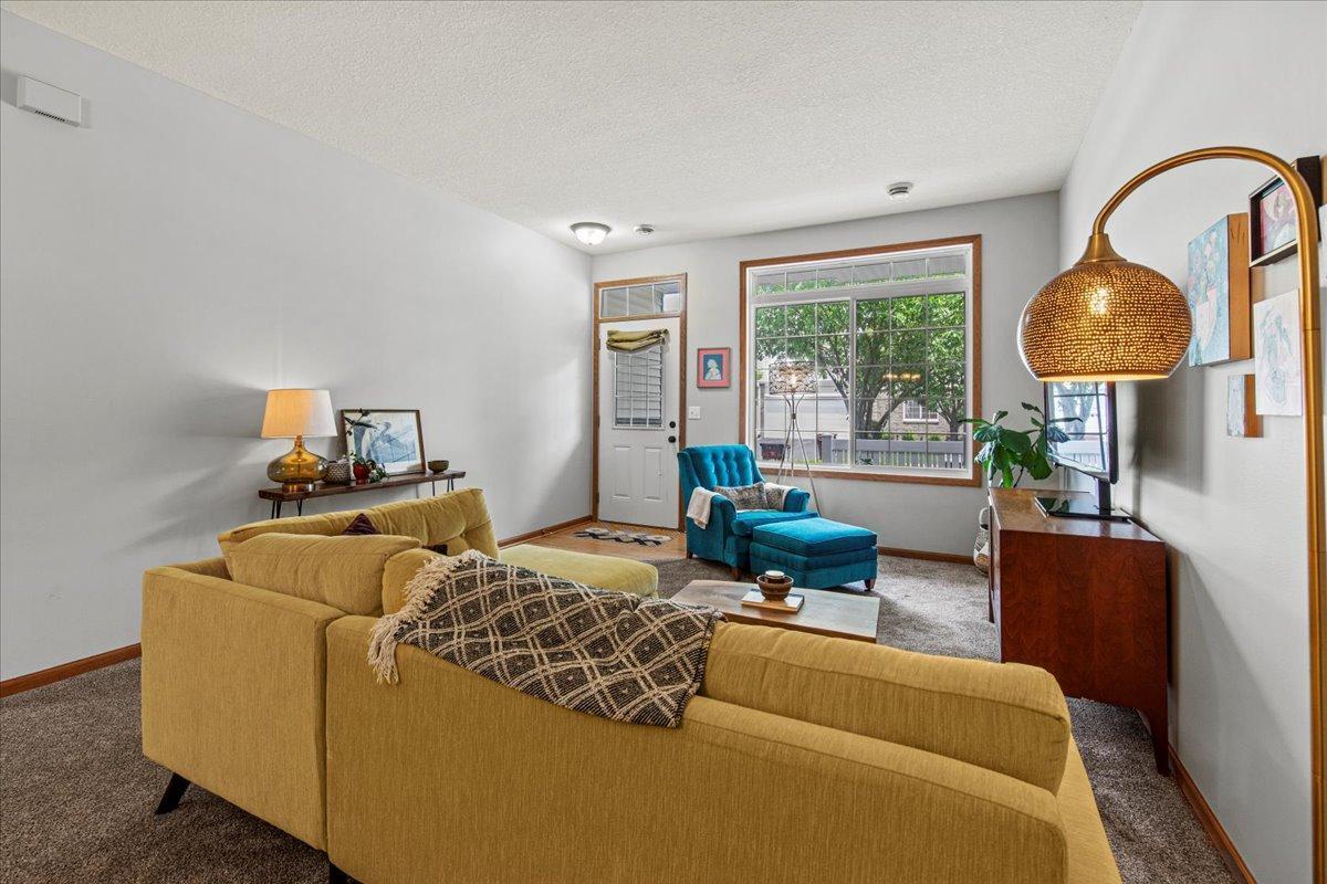 743 Willow Glen Drive