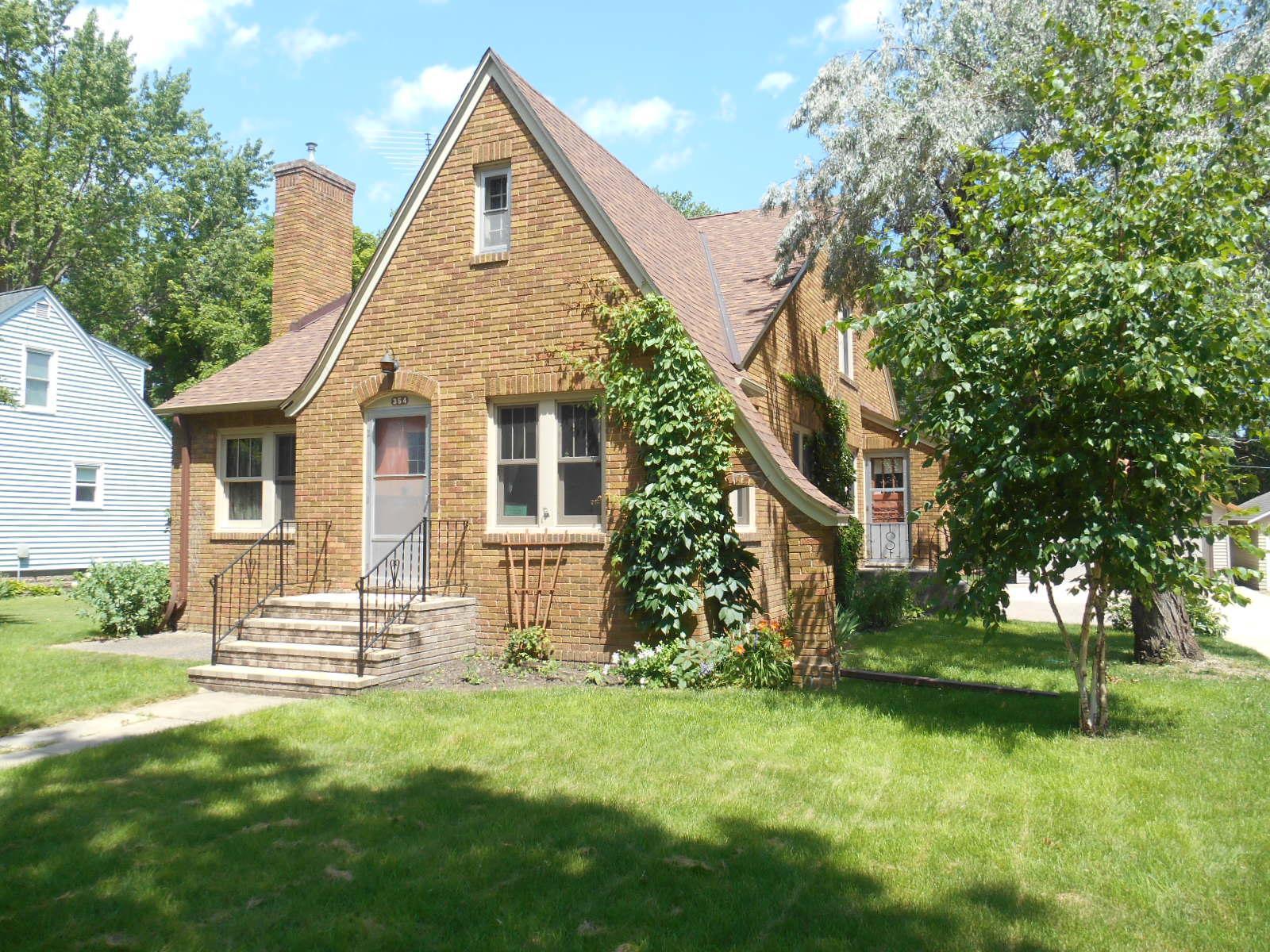 354 1st Street