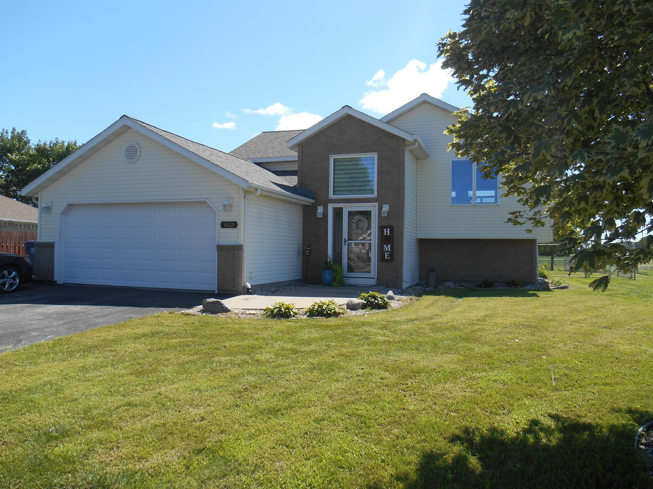 402 Circle Lane