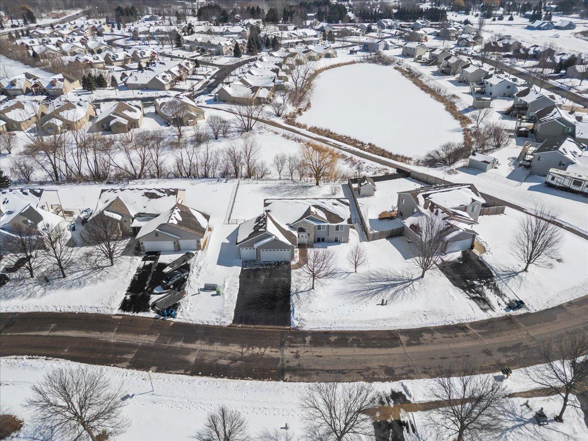 17987 Johnson Street NW