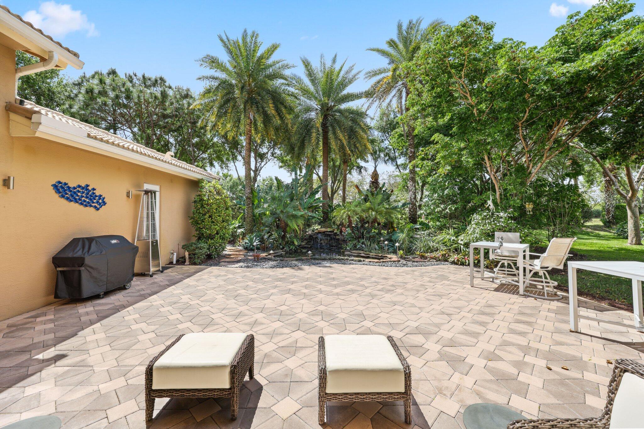 11879 Fox Hill Circle