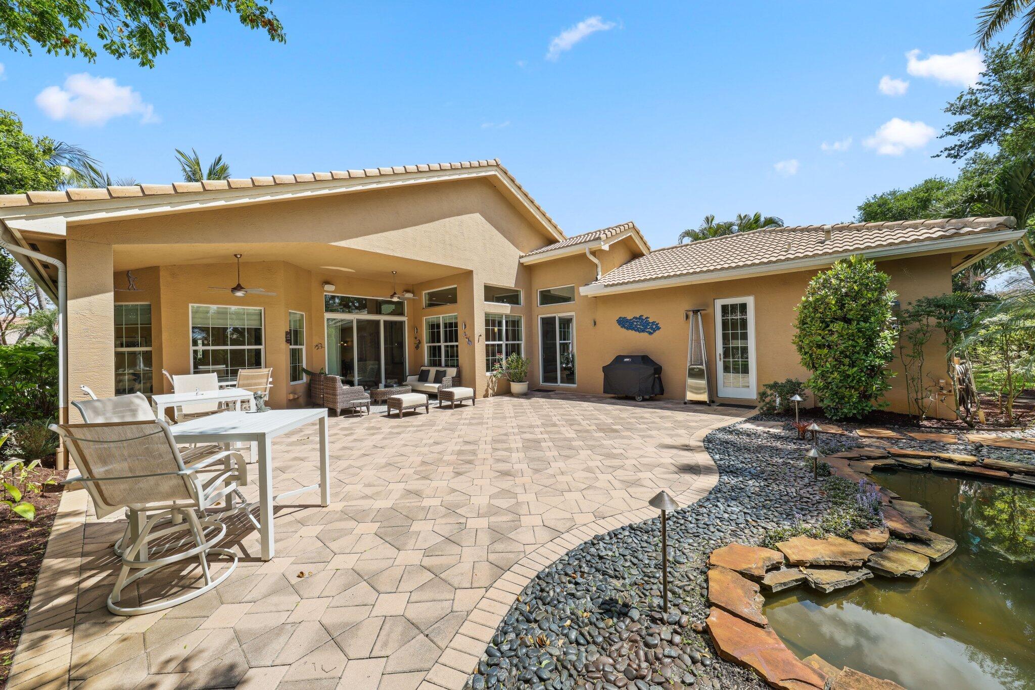 11879 Fox Hill Circle