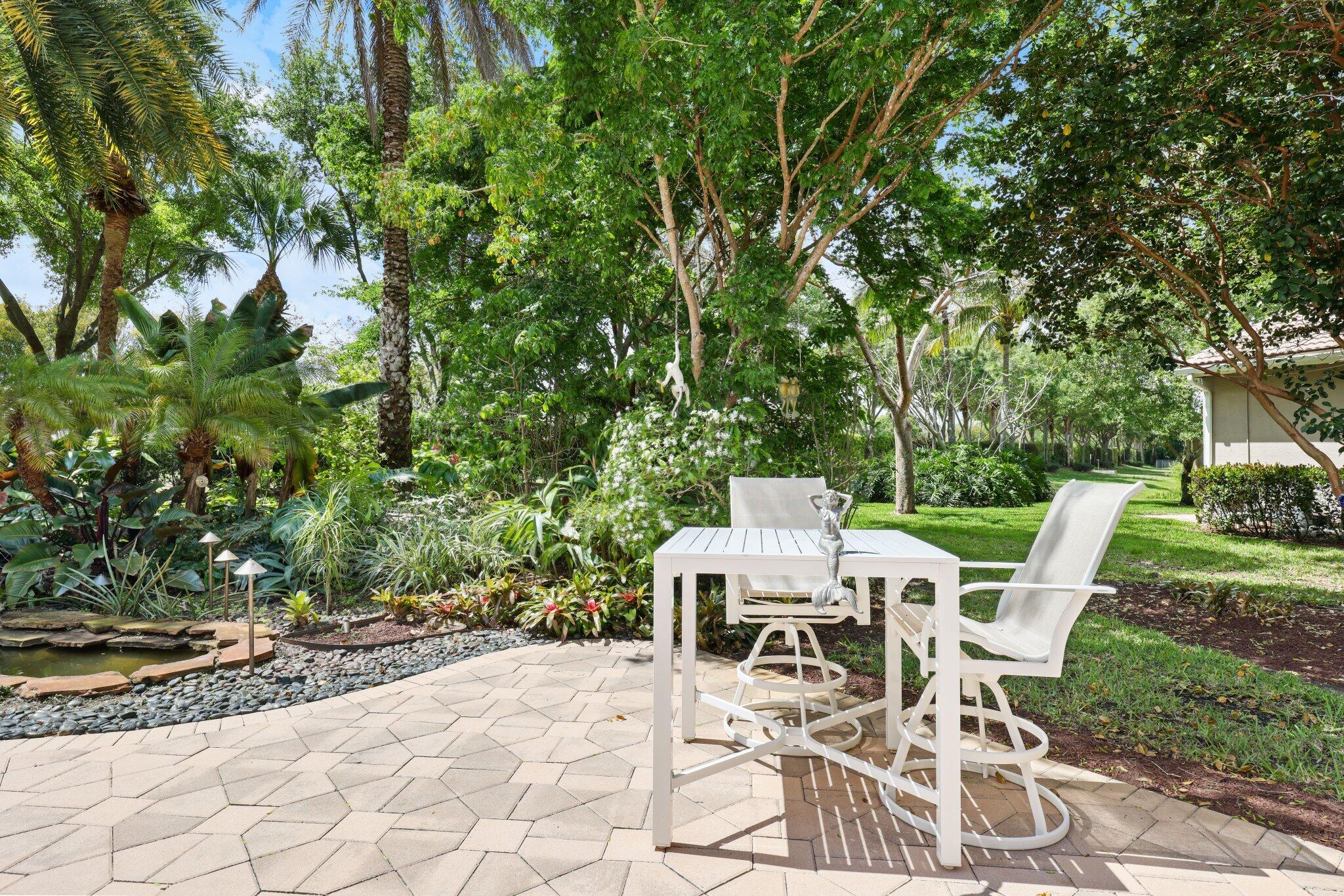 11879 Fox Hill Circle