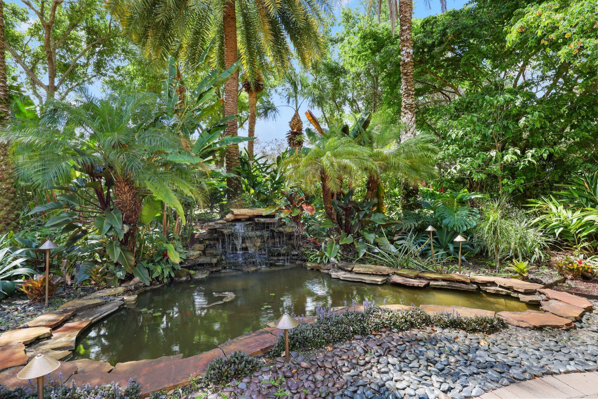 11879 Fox Hill Circle