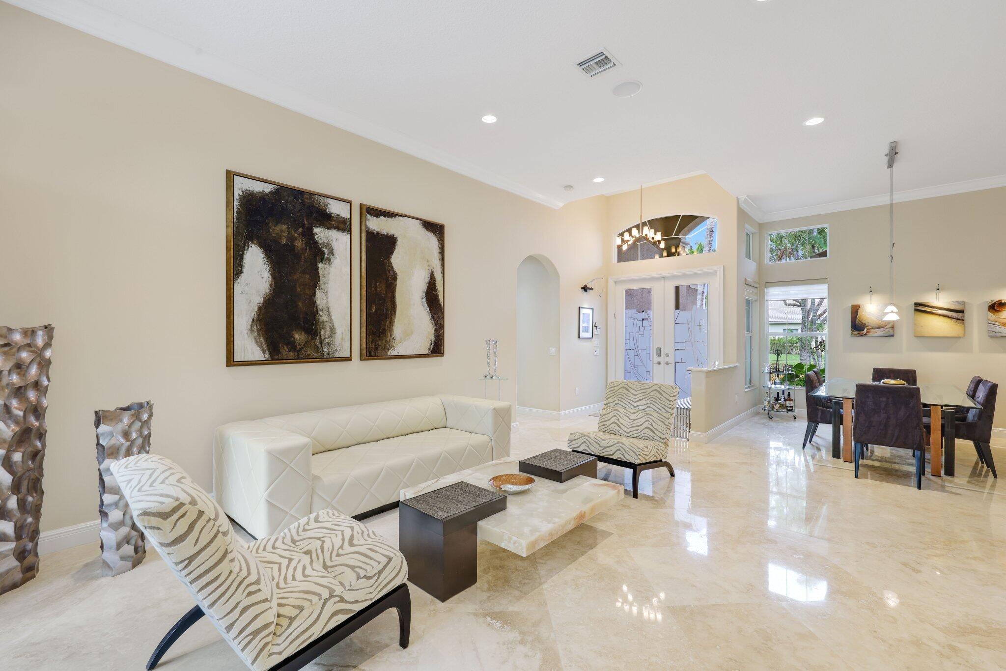 11879 Fox Hill Circle