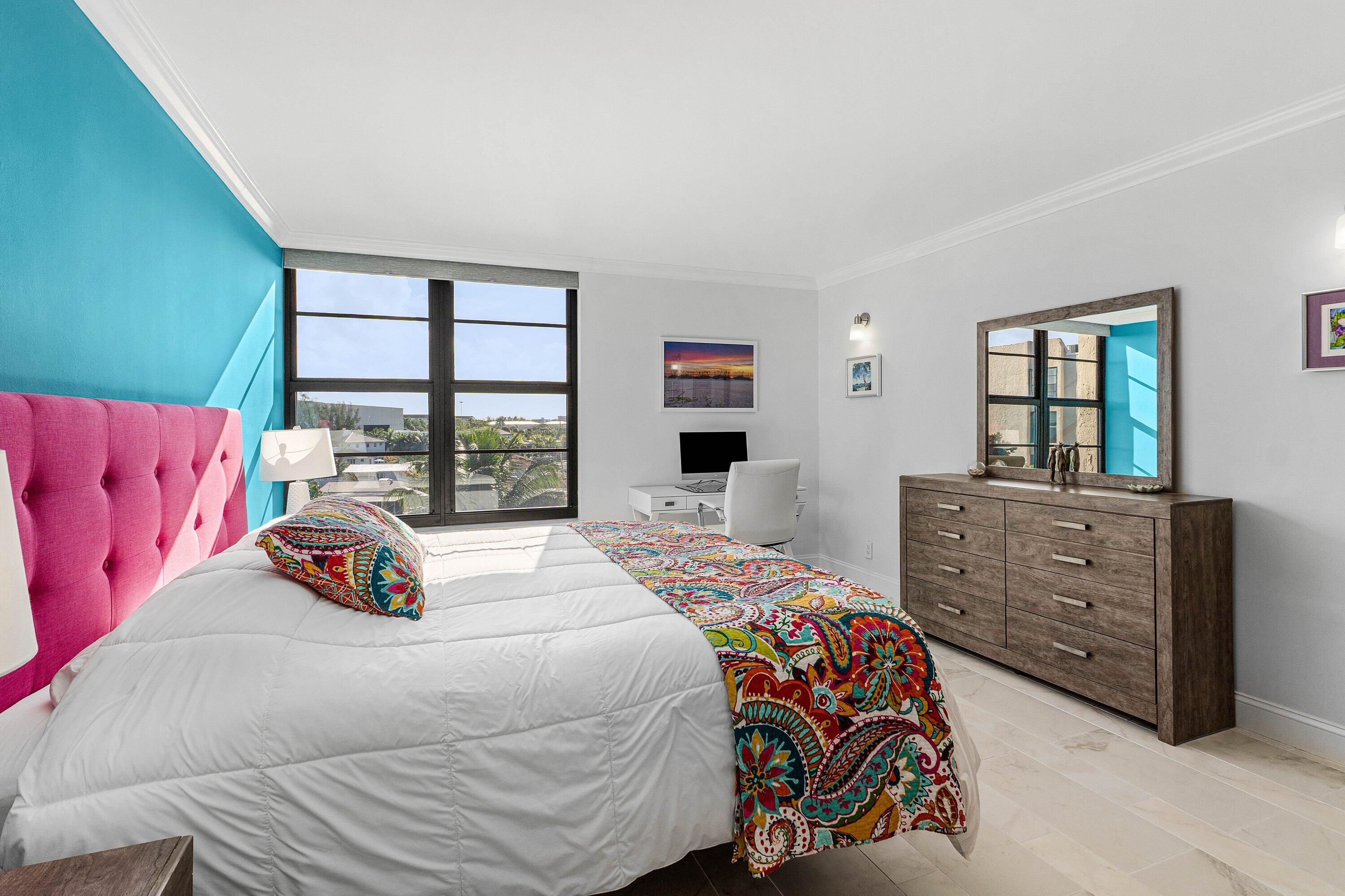 14 Royal Palm Way 5010