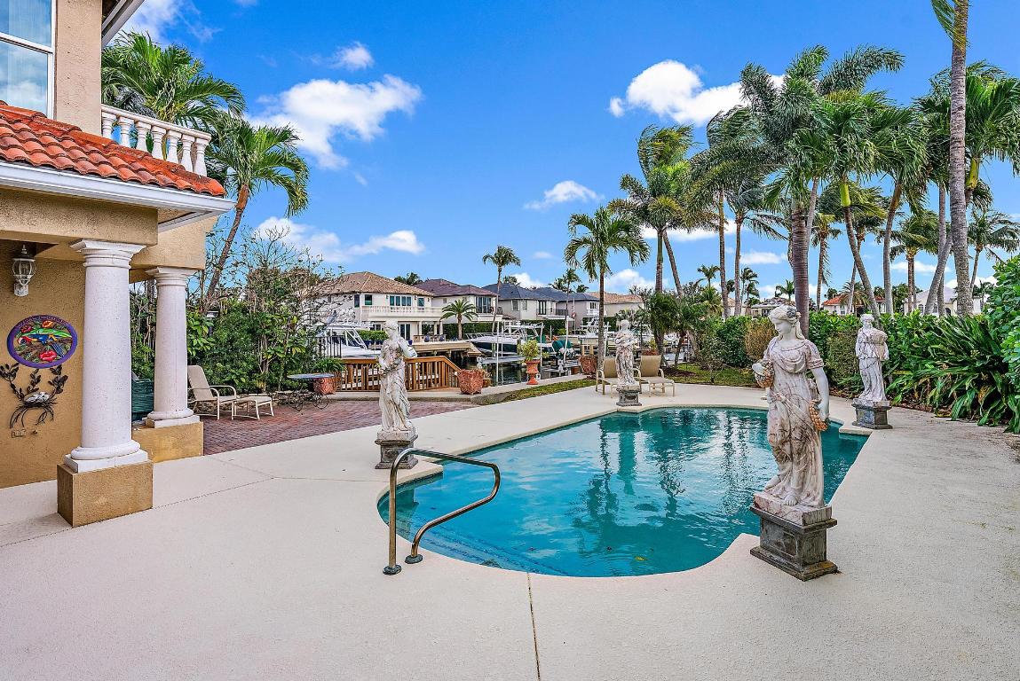 734 Sandy Point Lane