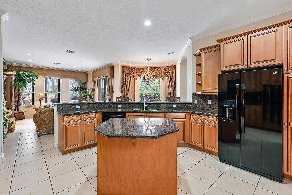 734 Sandy Point Lane