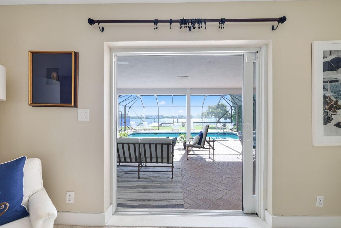 2002 Notre Dame Drive