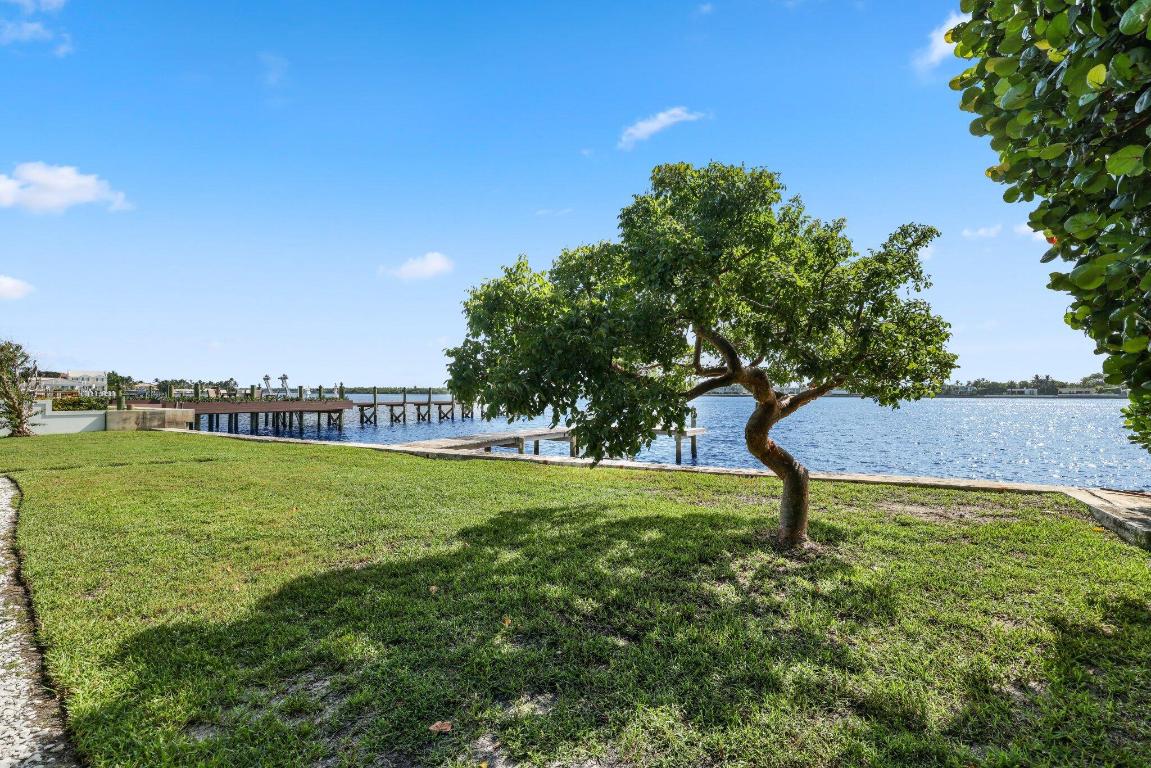 2002 Notre Dame Drive