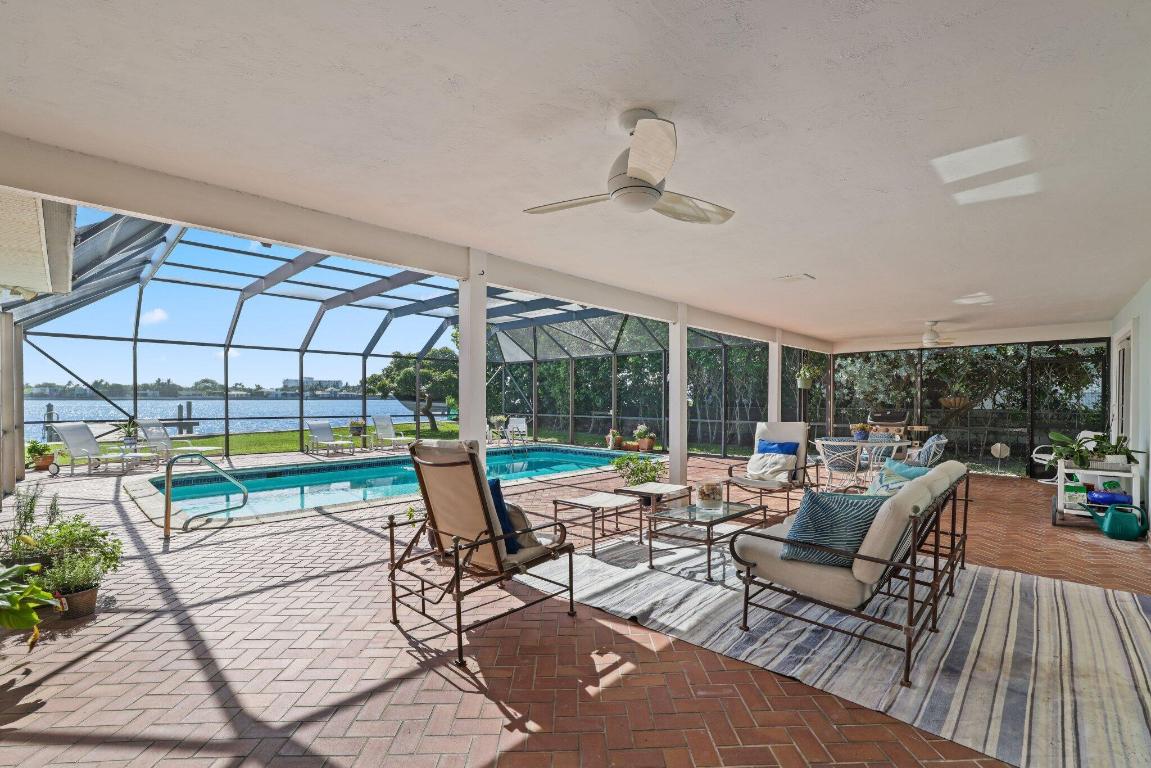 2002 Notre Dame Drive