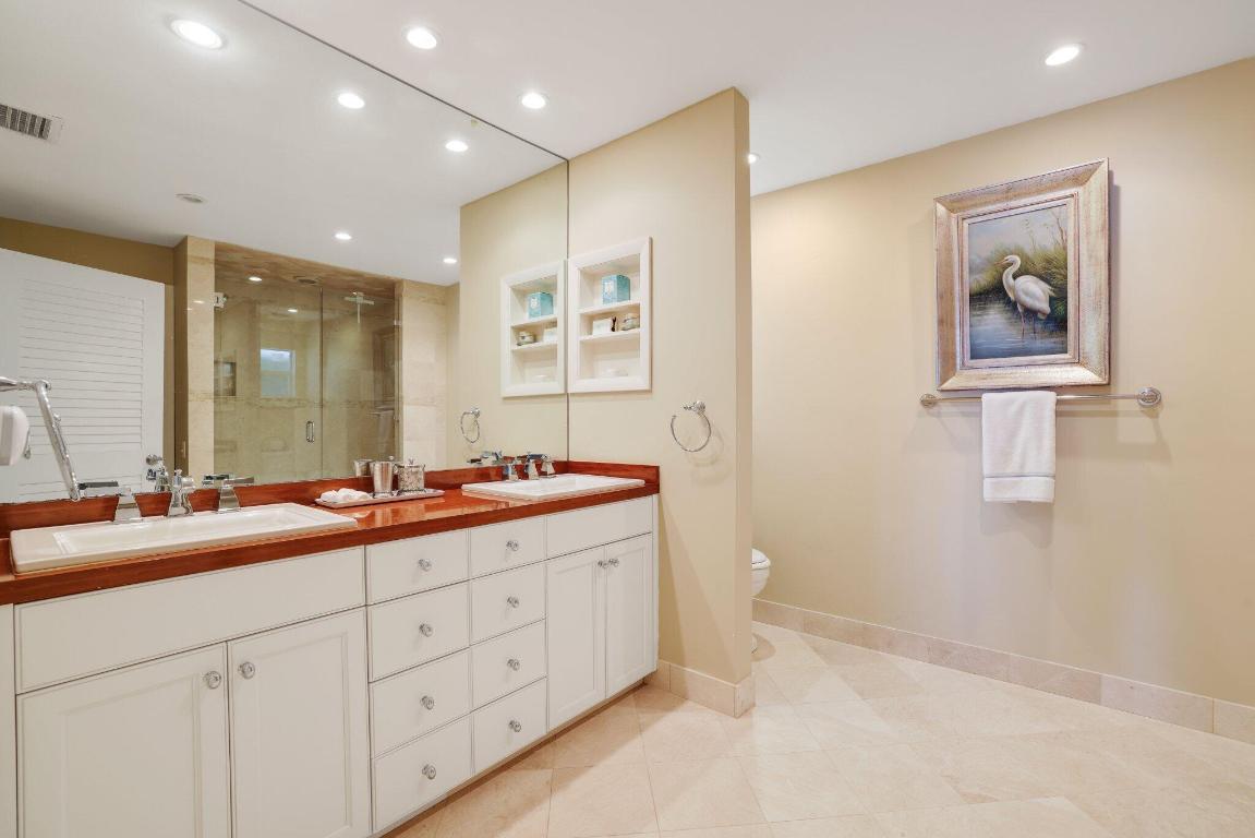 2002 Notre Dame Drive