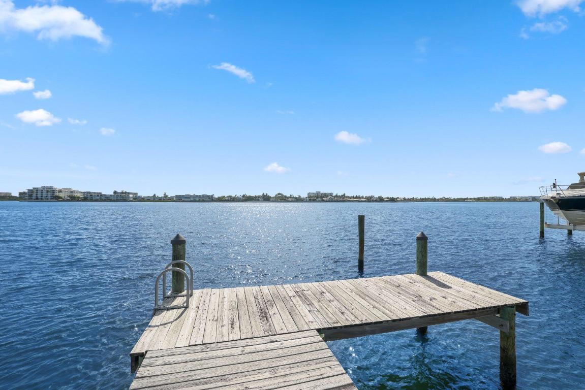 2002 Notre Dame Drive