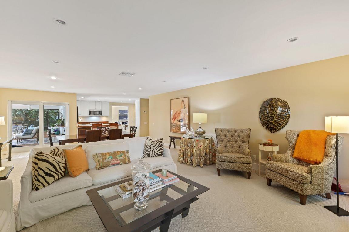 2002 Notre Dame Drive