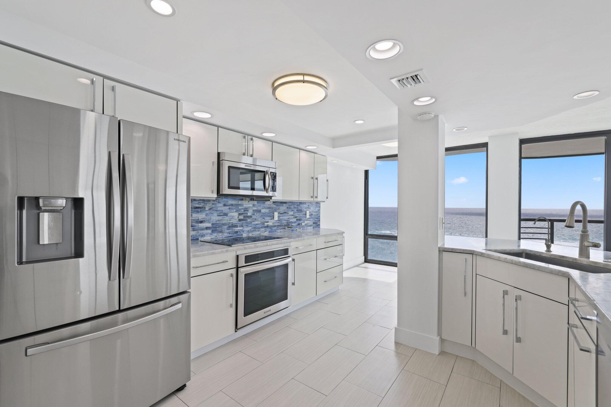 250 S Ocean Boulevard 9a