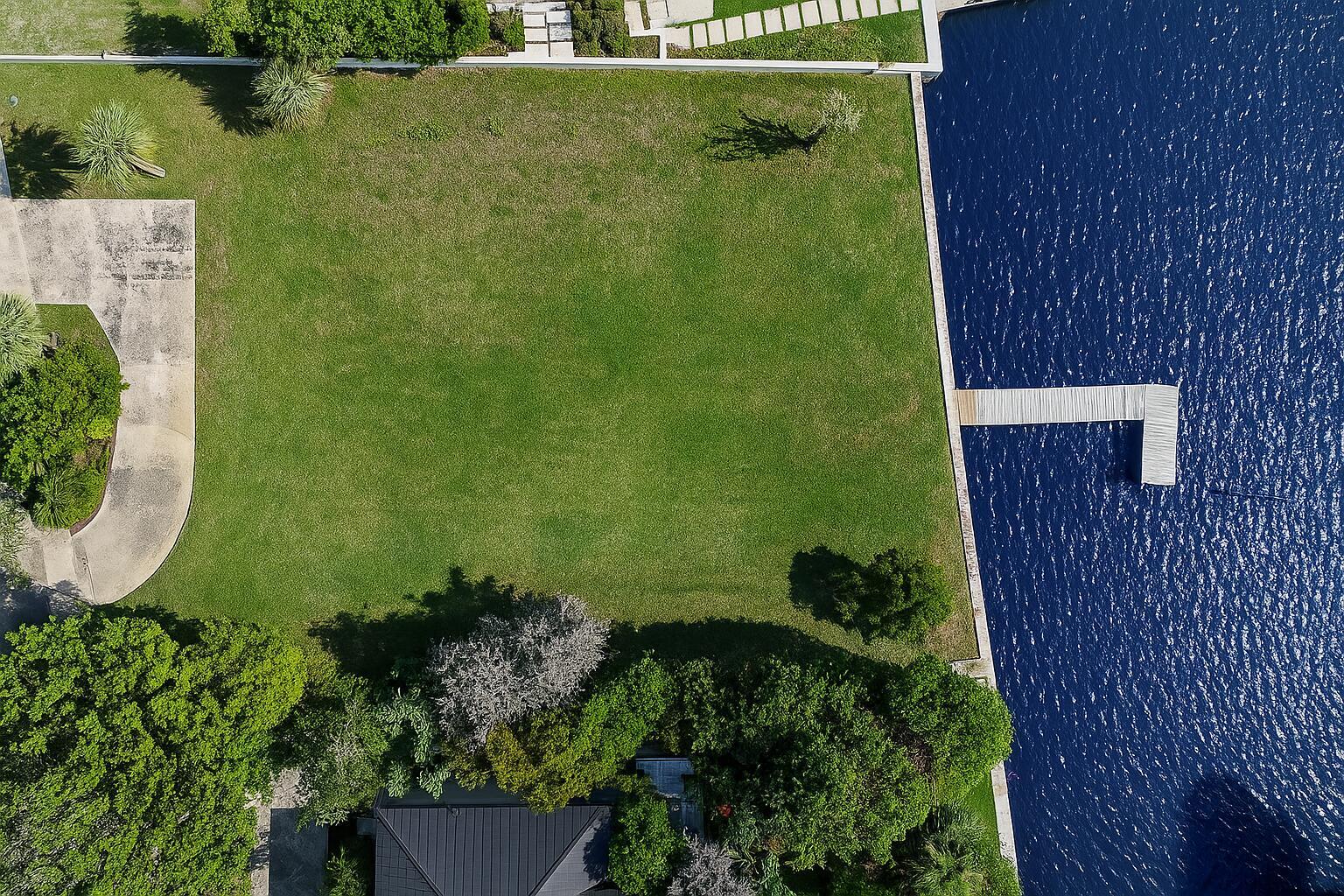 2002 Notre Dame Drive