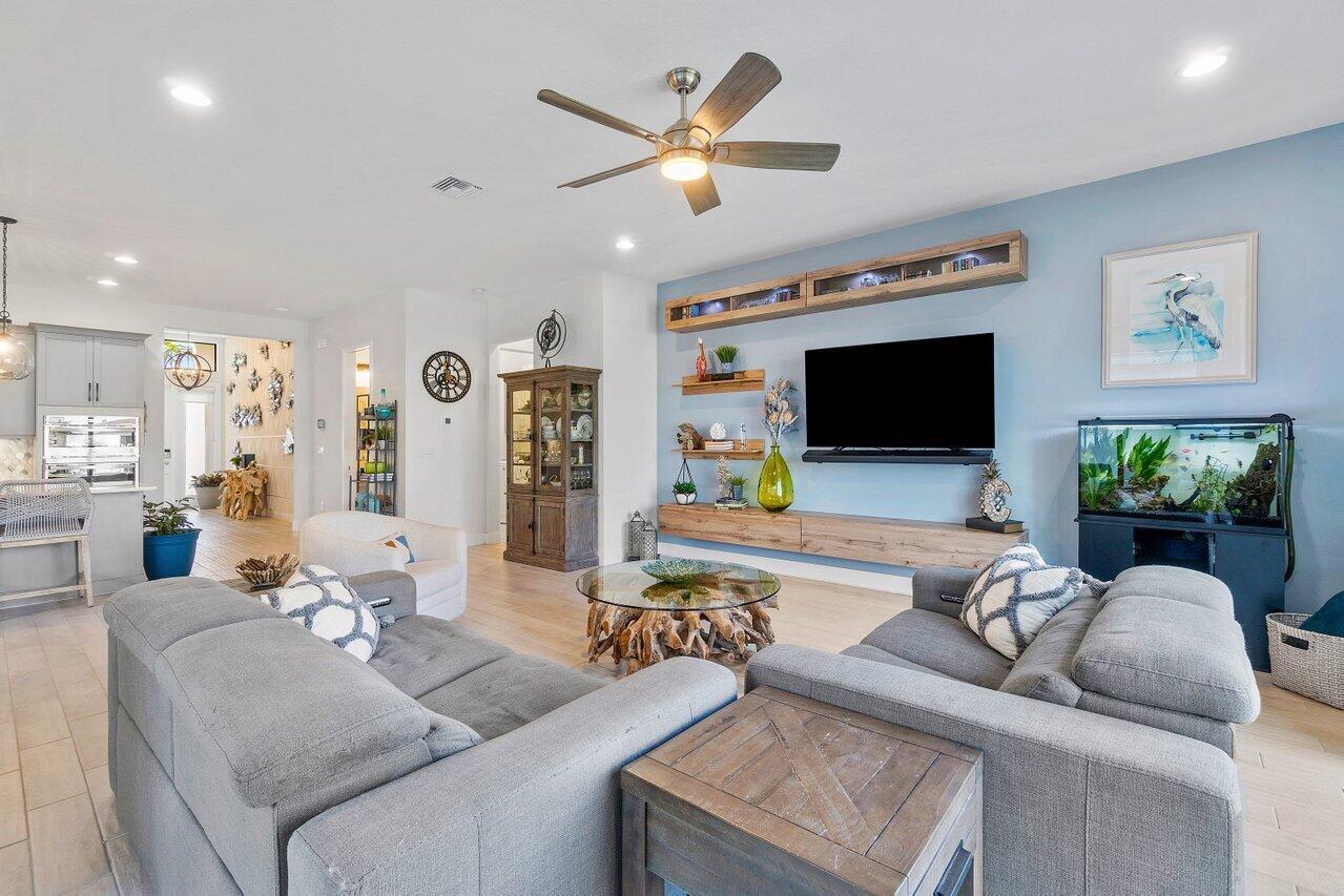 7475 Estero Drive
