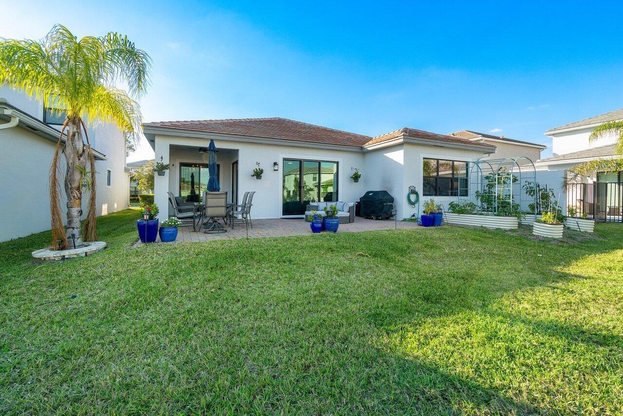 7475 Estero Drive