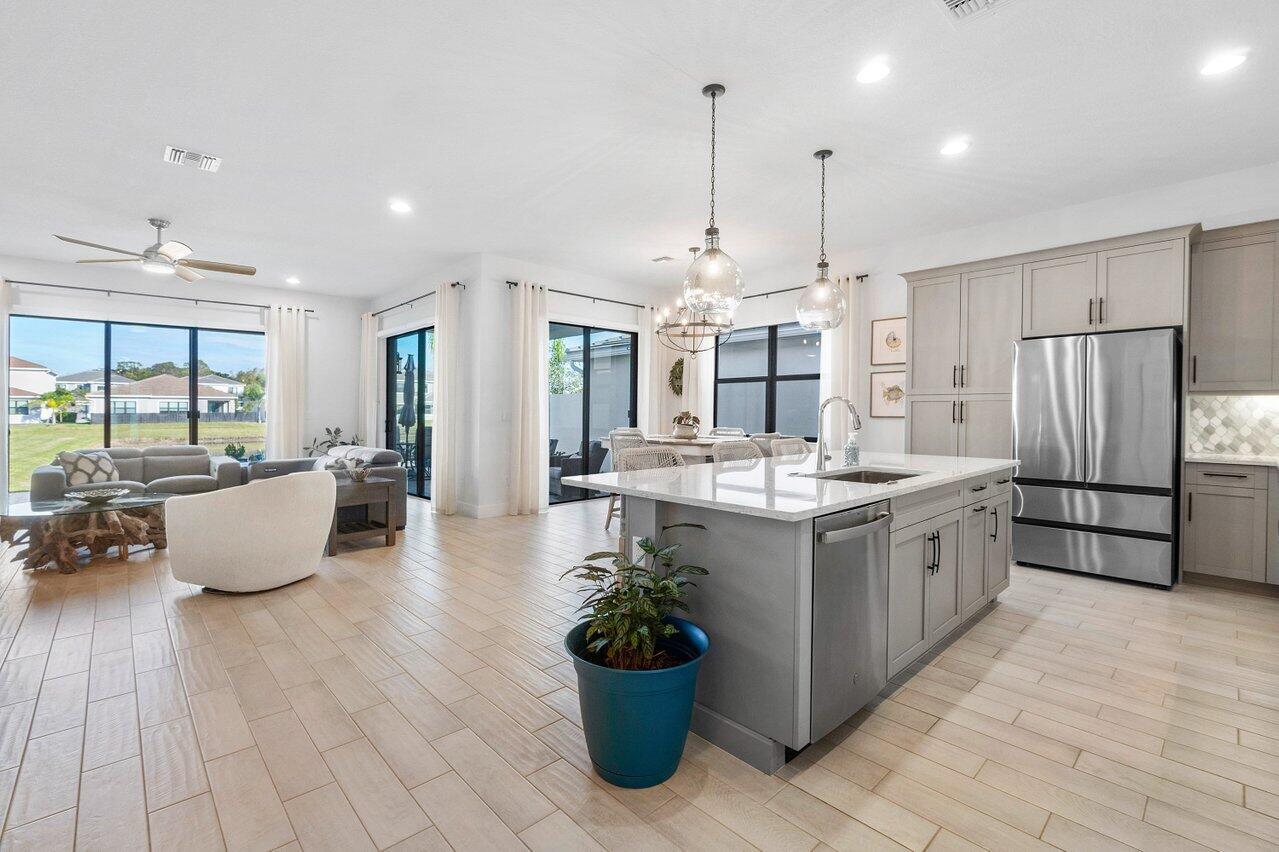 7475 Estero Drive