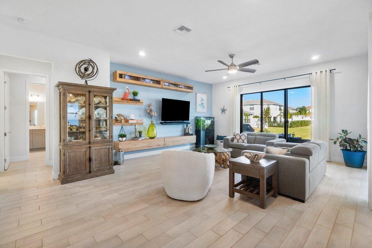 7475 Estero Drive