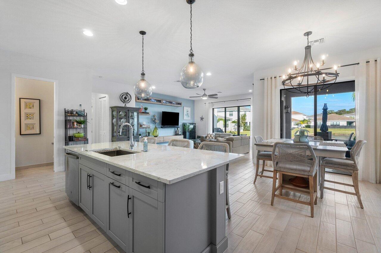 7475 Estero Drive