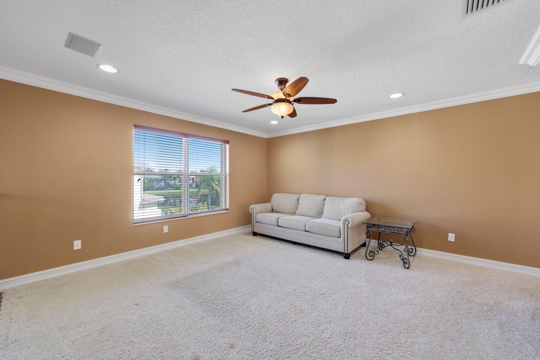 8537 Shallowbrook Cove